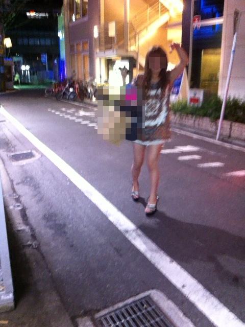 �o��i��