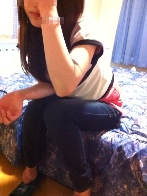 ���f����